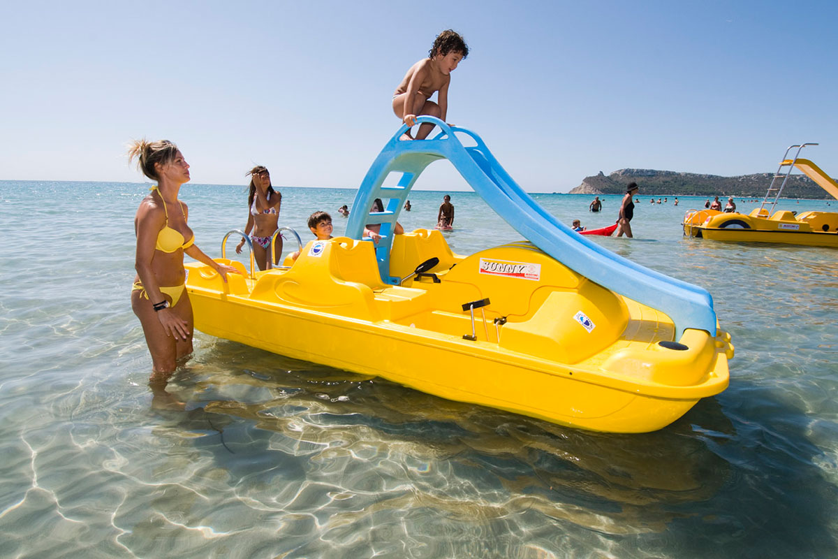 pedal boat with slide 2